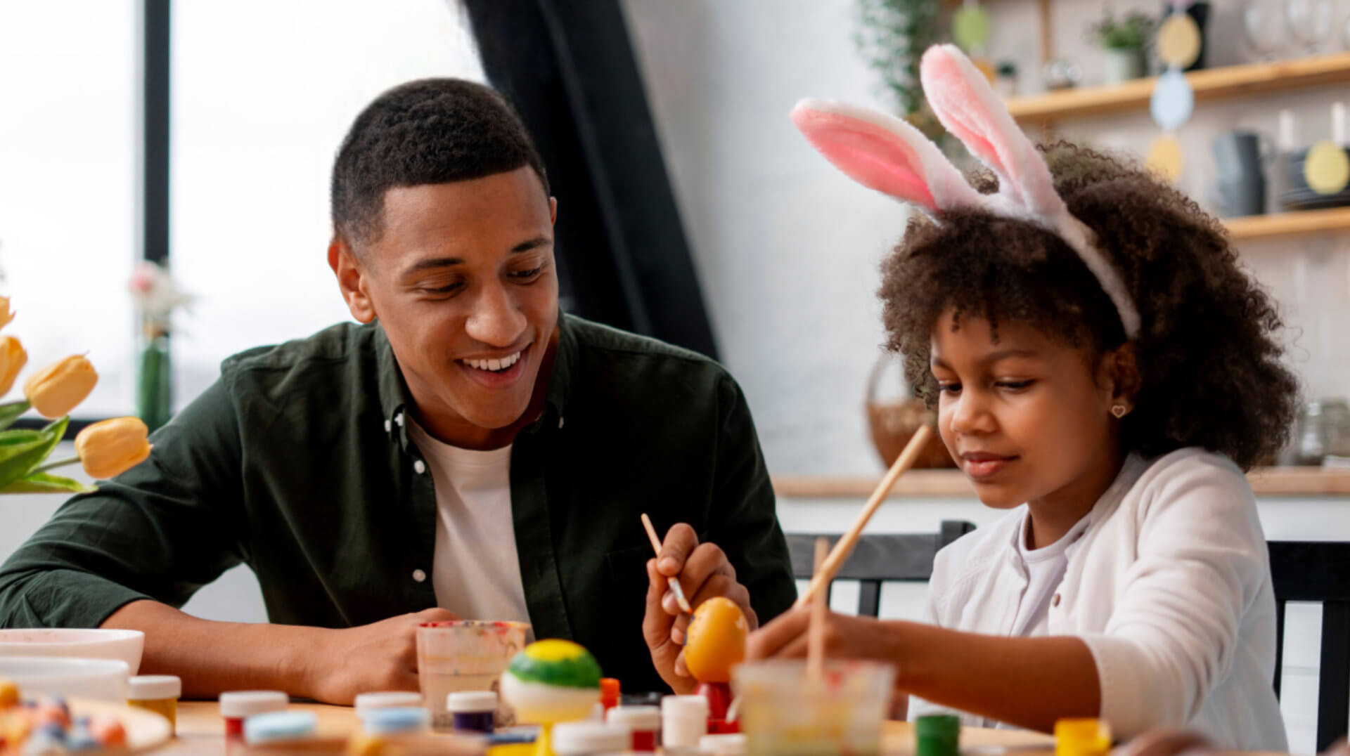 man looking at the kid output